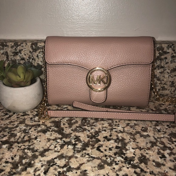 Michael Kors Handbags - Michael Kors Bag